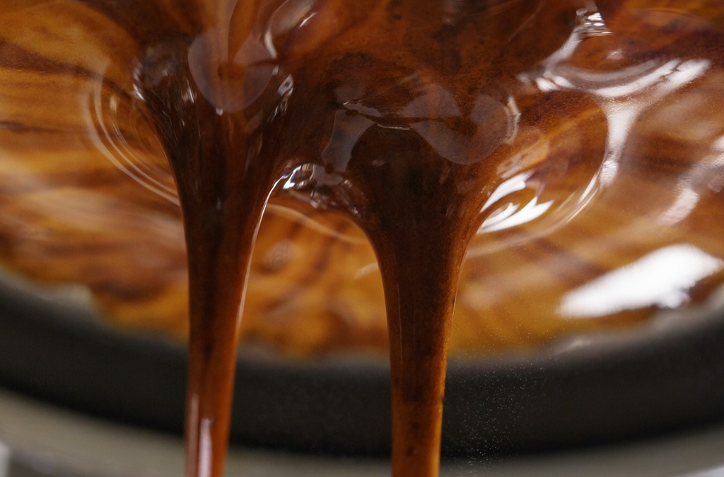 O ESPRESSO PERFEITO: como extrair, identificar e servir sem erro